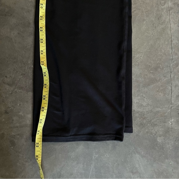 Vuori Halo Wide Leg Flare Black Womens Pants - Picture 13 of 13